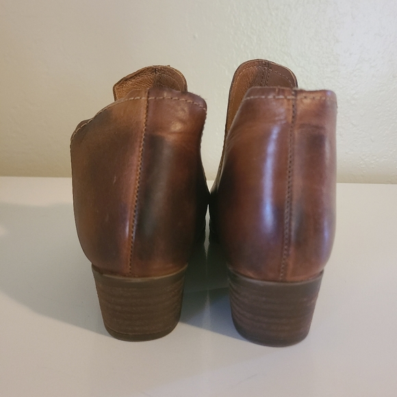 Steve Madden Austin Ankle Bootie Size 5.5M - Picture 6 of 8